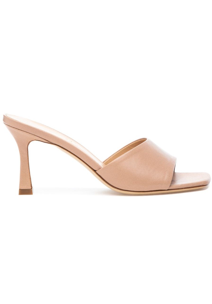 Women 275 Central Pumps | Fergie Sandal Nude Leather