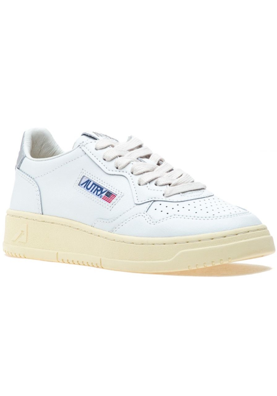 Women Autry Sneakers | Medalist Low Sneaker White/Silver Leather