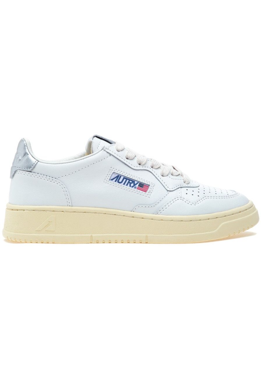 Women Autry Sneakers | Medalist Low Sneaker White/Silver Leather