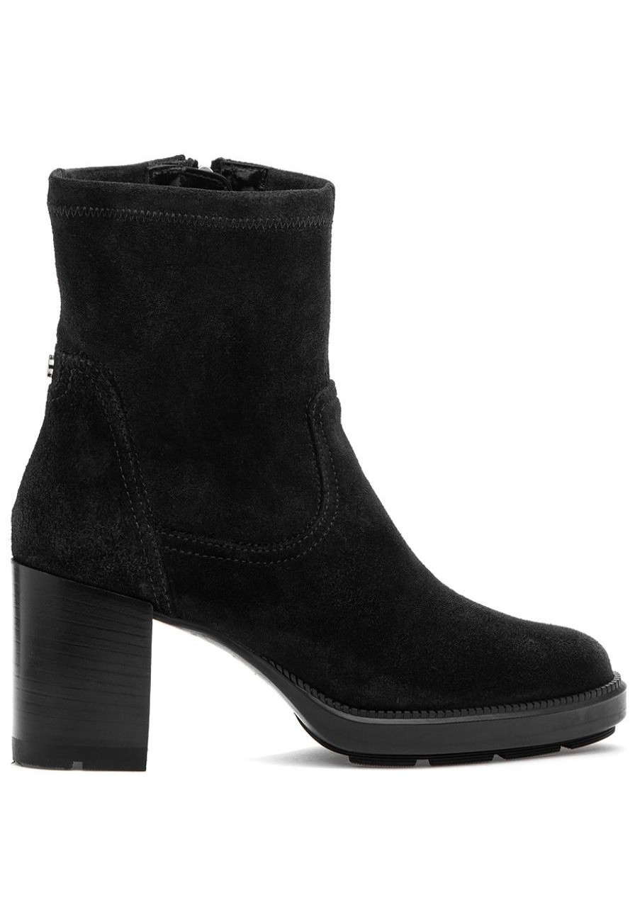 Women Aquatalia Boots | Idalia Boot Black Suede