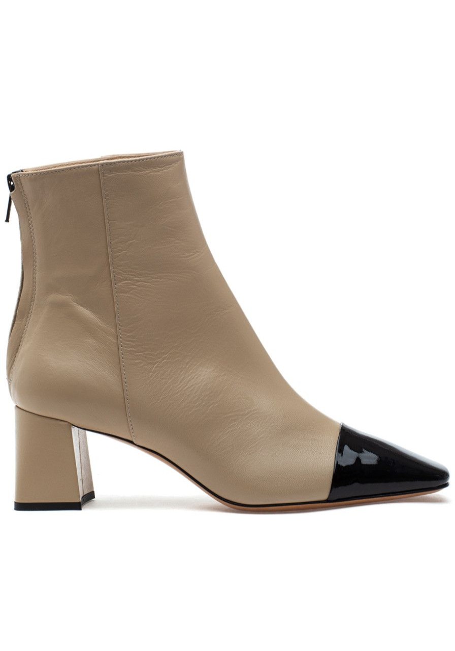 Women 275 Central Boots | Flo Boot Nude/Black Leather