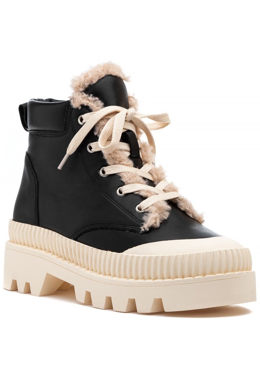 Women Silent D Boots | Peato Boot Black Beige