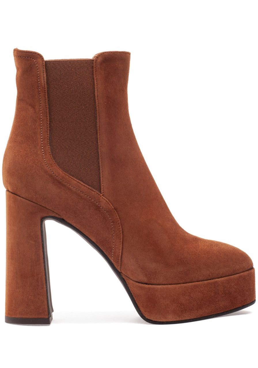 Women 275 Central Boots | Chad Boot Brandy Suede